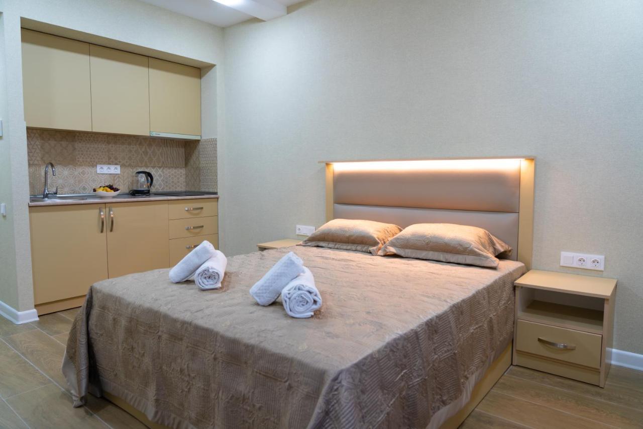 Appartement Sea Breeze In Batoumi Extérieur photo