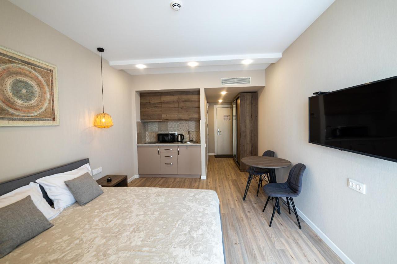 Appartement Sea Breeze In Batoumi Extérieur photo